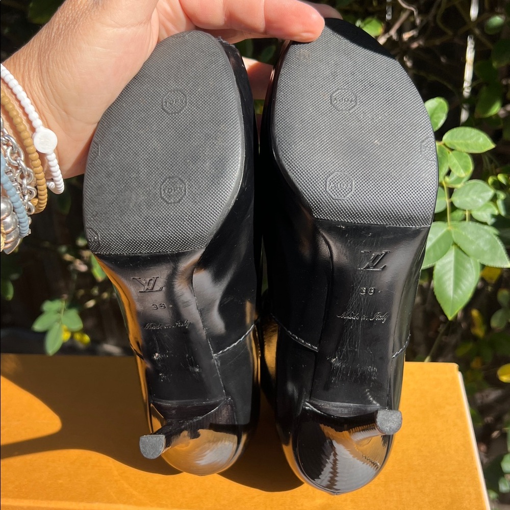 Rare Louis Vuitton black Patent leather  38.platform cut out booties. - Picture 10 of 17